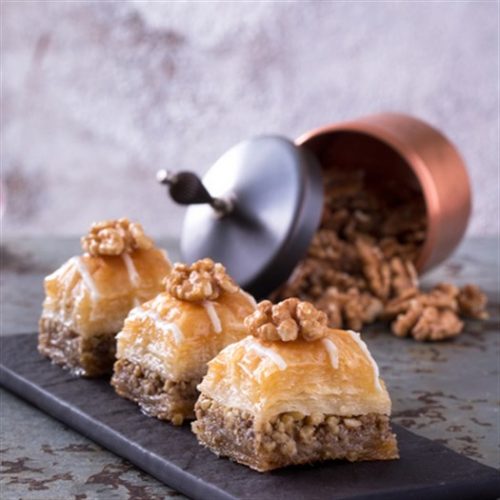 Walnut Square Baklava, 35oz - 1kg