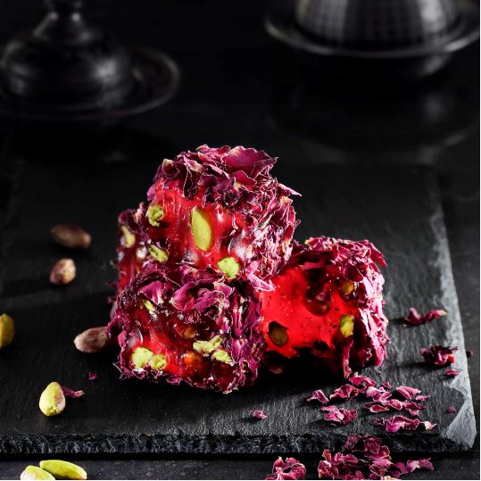 Rose Leaf Coated Turkish Delight With Pistachio and Rose