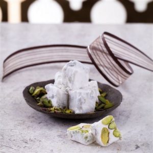 Hafız Mustafa - Turkish Delight with Milk and Pistachio, 35.27oz - 1kg